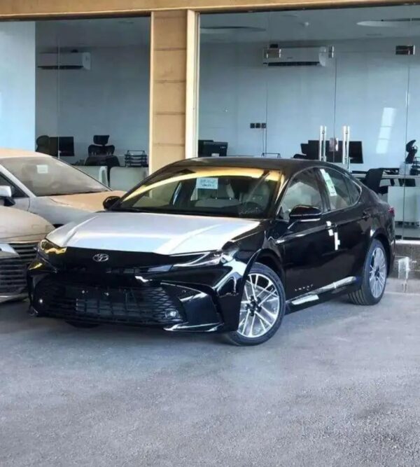 كامري ال اي هايبرد ٢٠٢٥