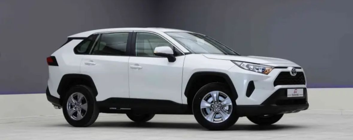 WhatsApp Image 2025-03-01 at 21.18.47 تويوتا راف فور ستاندر بدون دبل 2025 – SUV