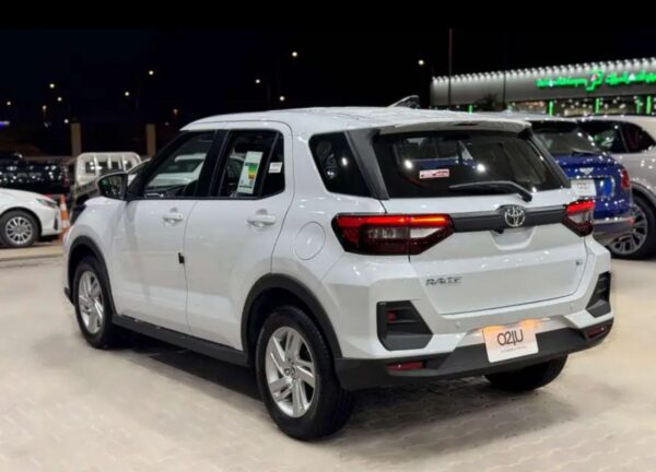 WhatsApp Image 2025-03-01 at 21.21.06 (1) تويوتا رايز ستاندر 2024 – SUV